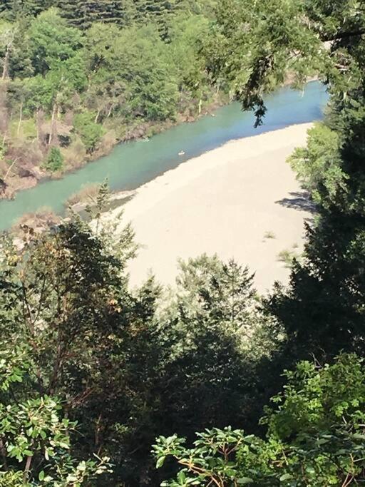 Avenue Of The Giants Caraway Holiday home *